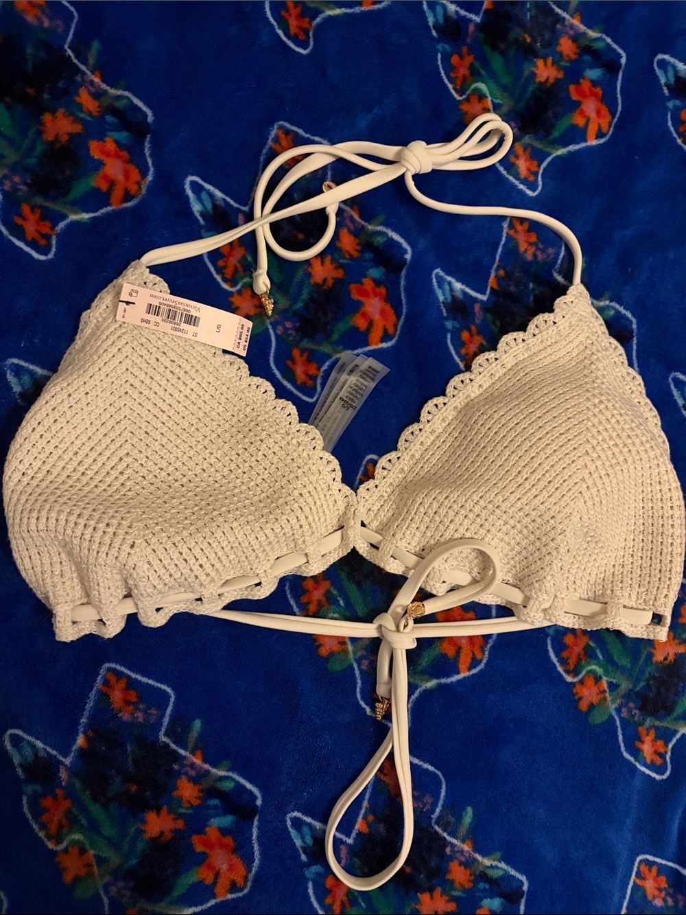 Victoria’s Secret Crochet Triangle Bikini Top BNWT